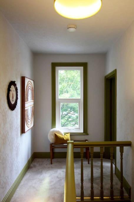 Lincoln Apartment Freshly Renovated Common Views Burton  Eksteriør bilde