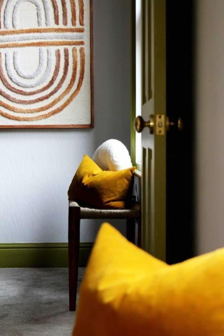 Lincoln Apartment Freshly Renovated Common Views Burton  Eksteriør bilde